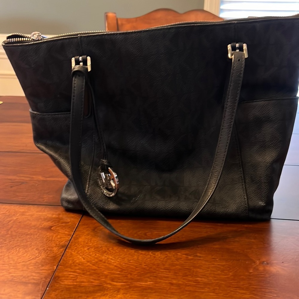 Black Michael Kors